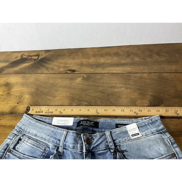 Judy Blue High Rise 16W Light Wash Stretch Denim Women’s Boyfriend Fit Jeans - Picture 11 of 13